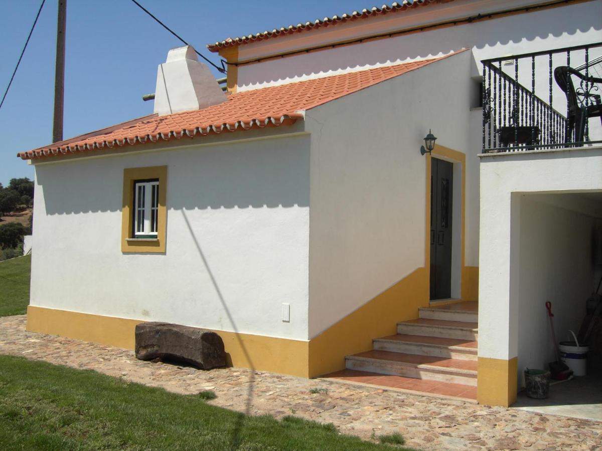 Villa House With Authentic Tiling And Antique Furniture Montemor-o-Novo Exterior foto